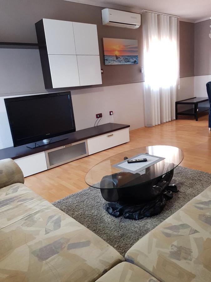 Apartament Dany *
